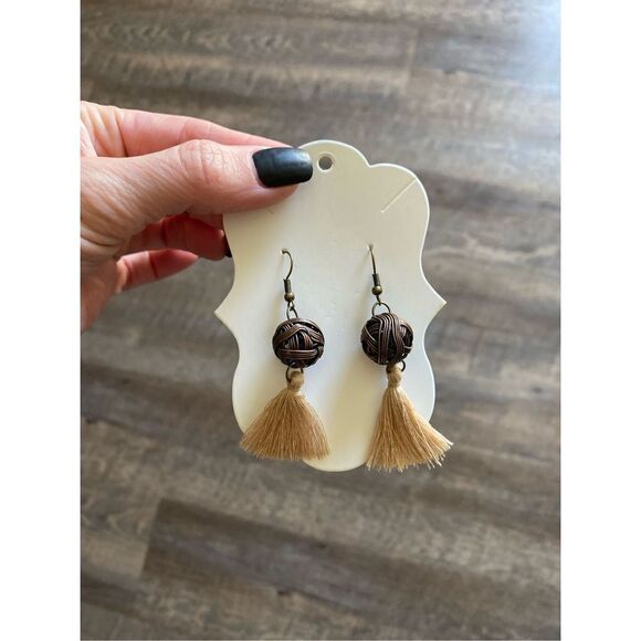 Tassel Earrings Tan NEW Handmade USA Festival Boho Unique Feminine - Picture 2 of 7